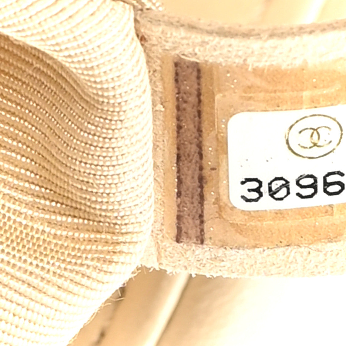 Lambskin Quilted Medium CHNL 19 Flap Beige