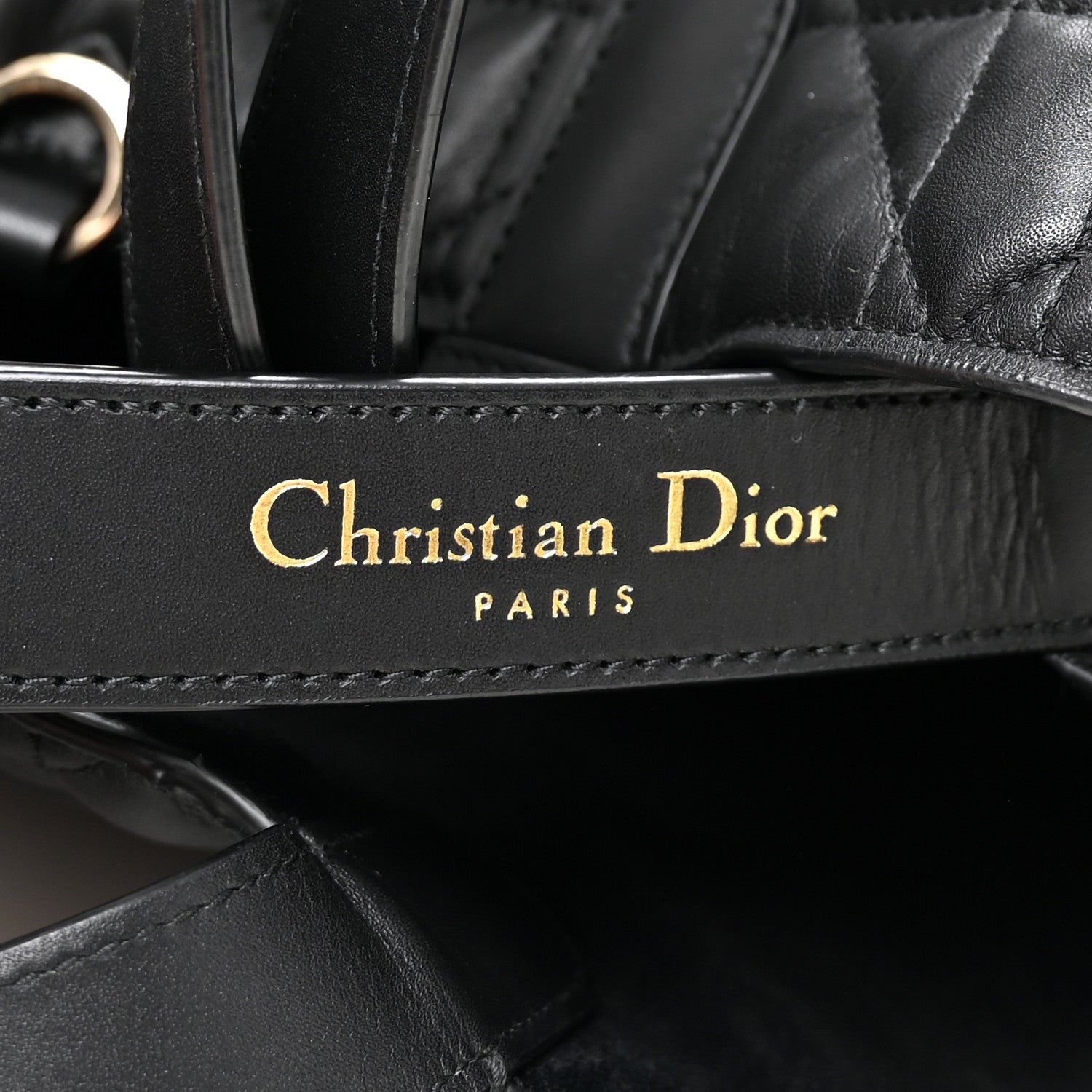 Calfskin Macrocannage Medium Toujours Black