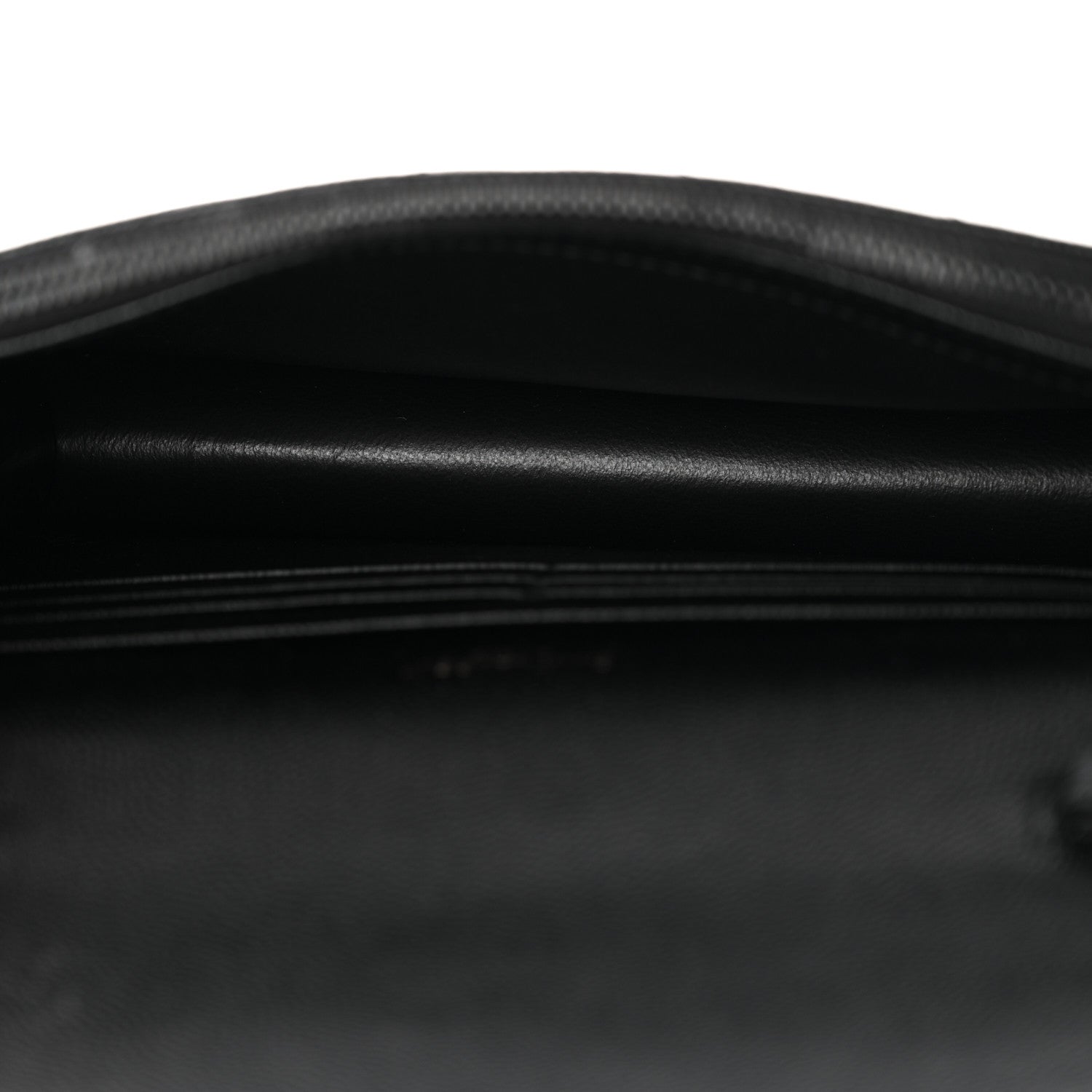Grain De Poudre Matelasse Chevron Monogram Monochrome Envelope Chain Wallet Black