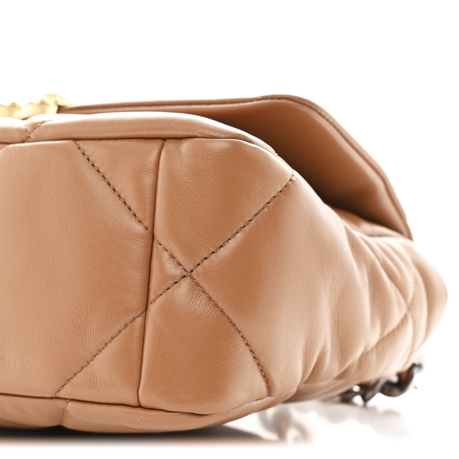 Lambskin Quilted Medium CHNL 19 Flap Brown