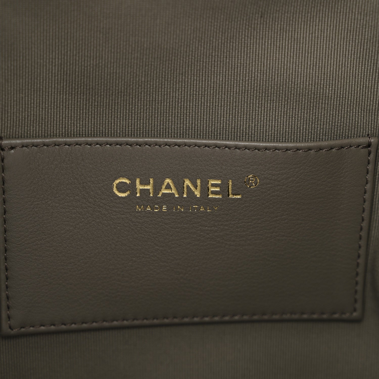 Suede Quilted Medium CHNL 25 Handbag Dark Grey