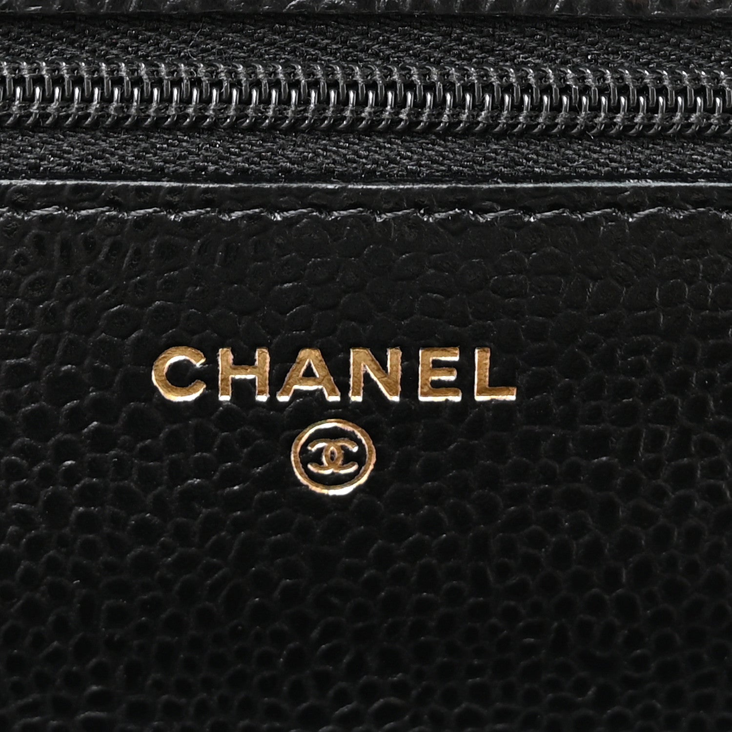 Caviar Quilted CC Turnlock Wallet On Chain WOC Black