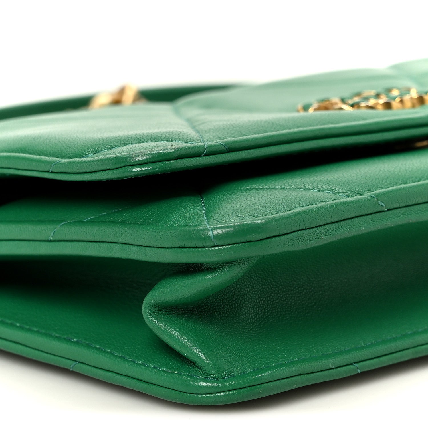 Lambskin Quilted CHNL 19 Wallet On Chain WOC Green