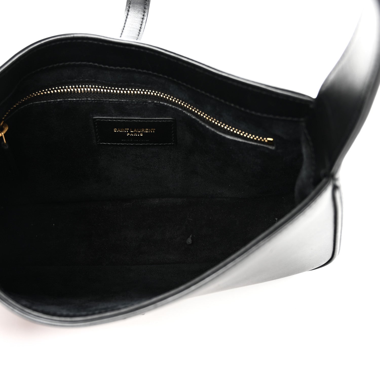 Smooth Calfskin Le 5 A 7 Hobo Black