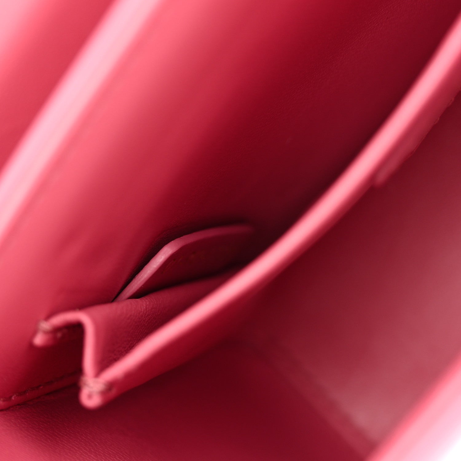 Smooth Calfskin 30 Montaigne Box Bag Pink