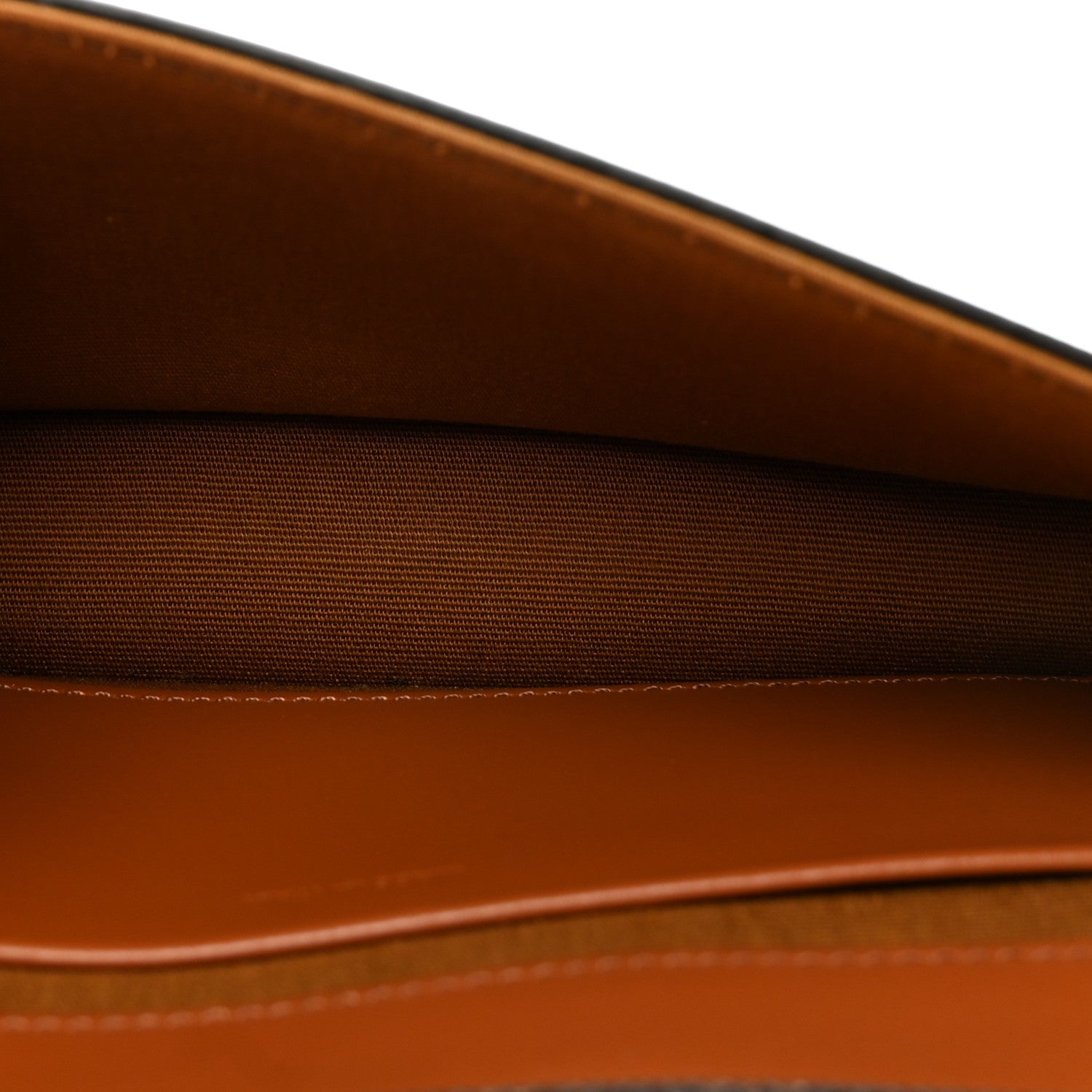 Triomphe Canvas Multipochette Tan