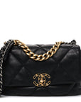Lambskin Quilted Medium CHNL 19 Flap Black