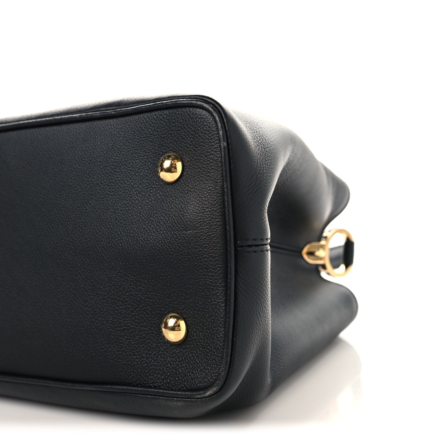 Taurillon Capucines GM Souple Black