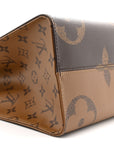Reverse Monogram Giant Onthego MM