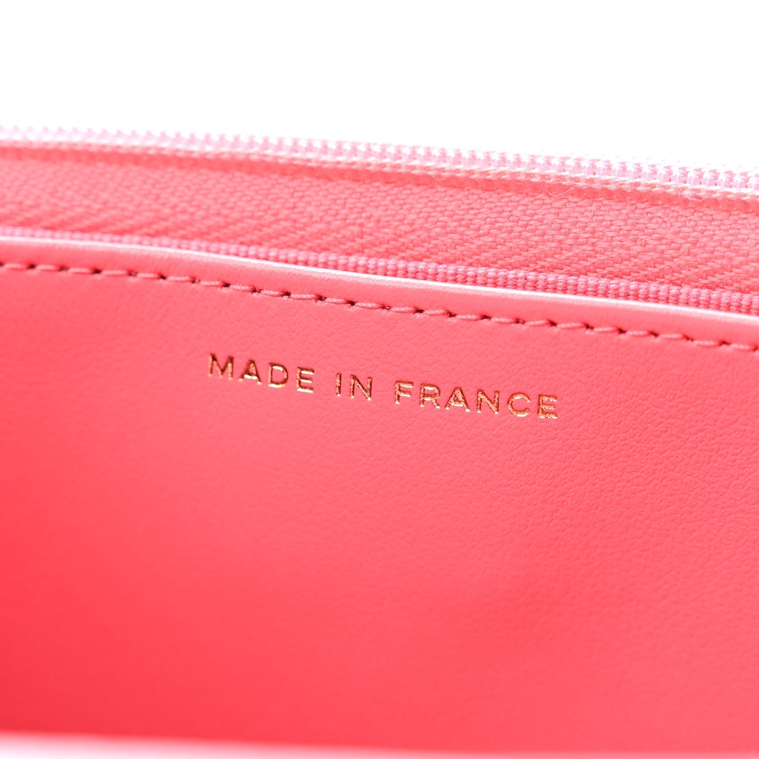 Caviar Quilted Wallet On Chain WOC Dark Pink