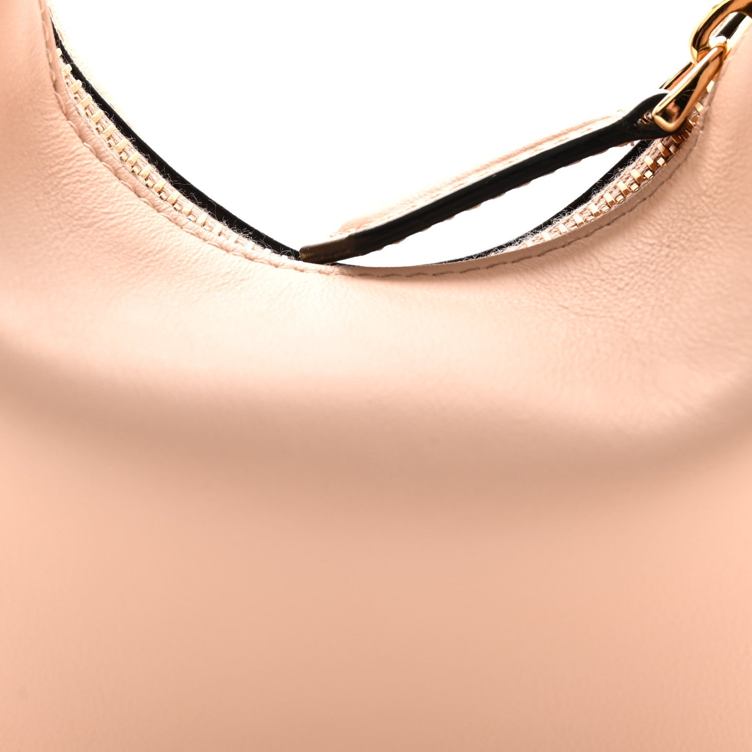 Vitello Grace Matte Nano FNDIgraphy Hobo Charm Light Rose