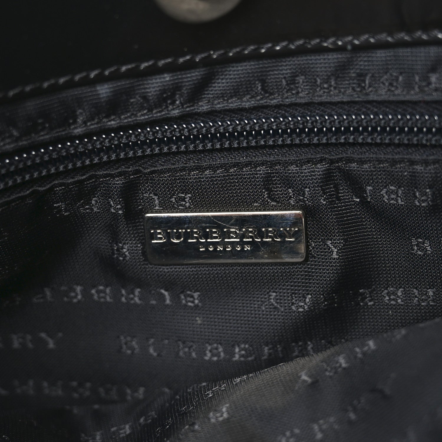 Vintage Check Shoulder Bag Black