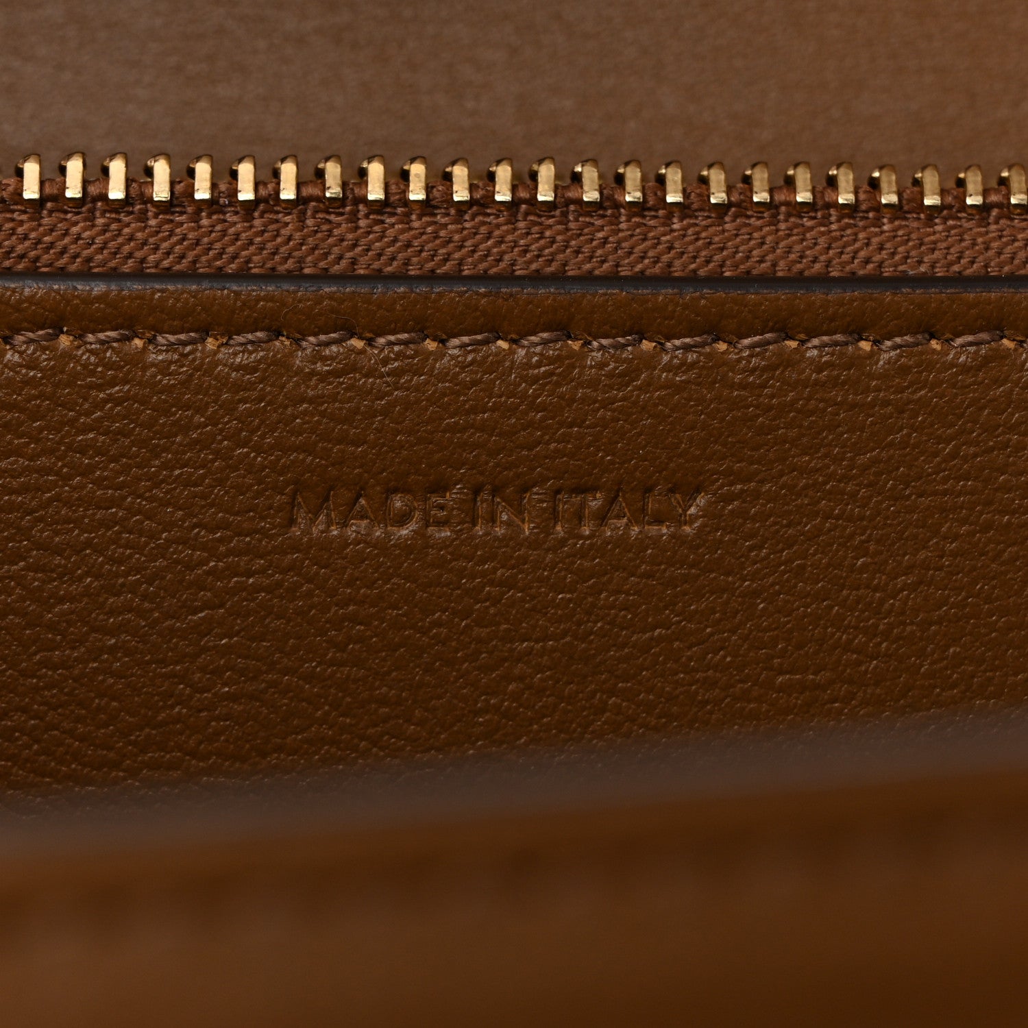 Box Calfskin Medium Classic Box Flap Bag Camel