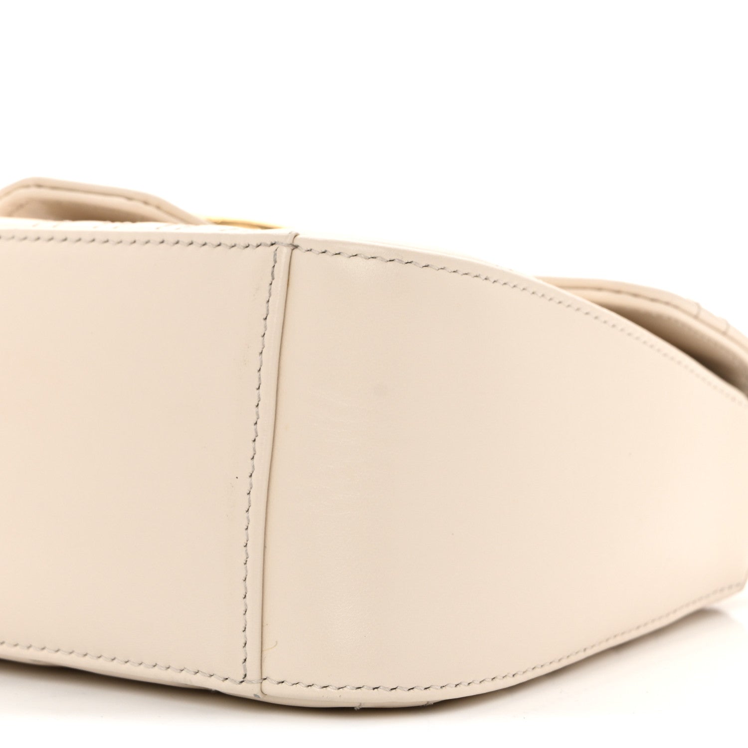 Calfskin Matelasse Mini GG Marmont Top Handle Shoulder Bag White