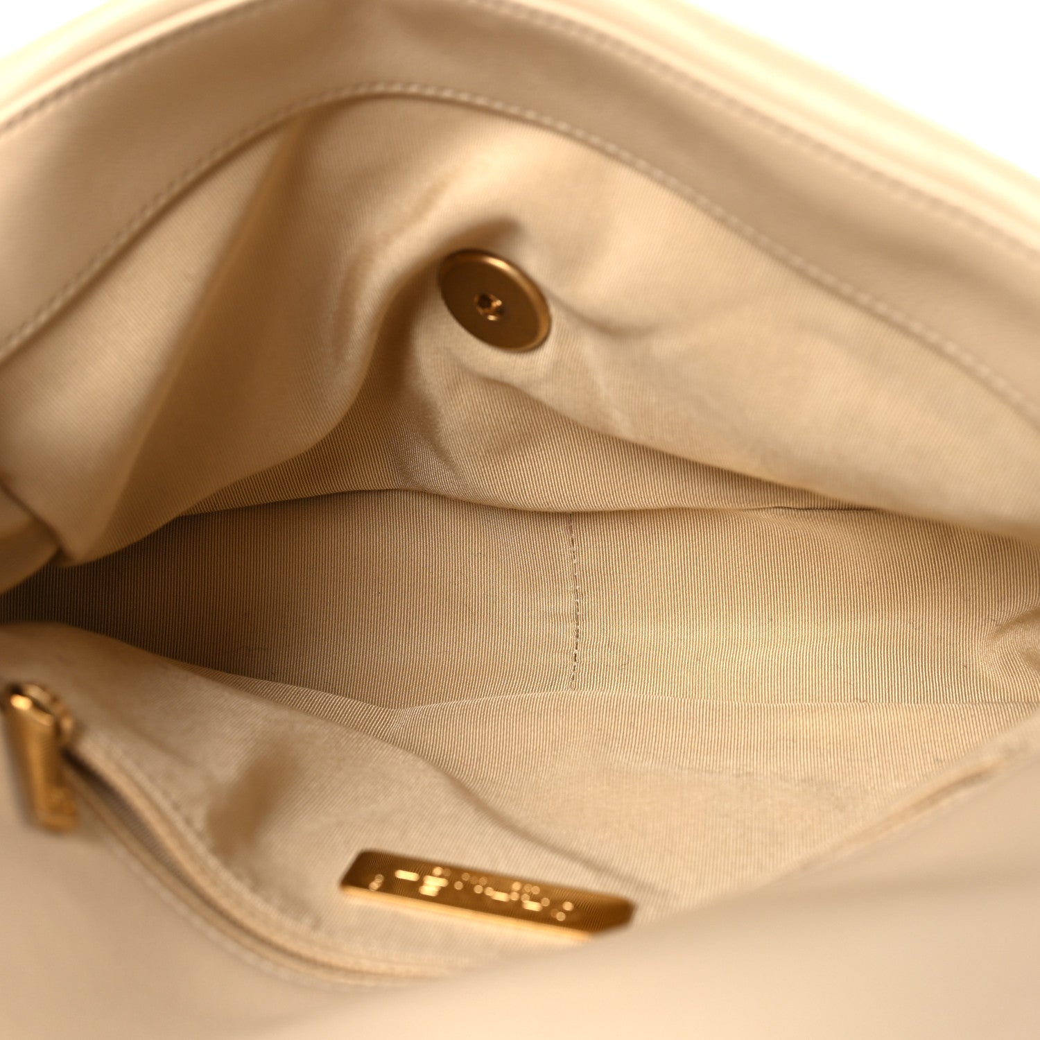 Lambskin Quilted Medium CHNL 19 Flap Beige