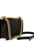 Caviar Quilted Medium Boy Flap Black