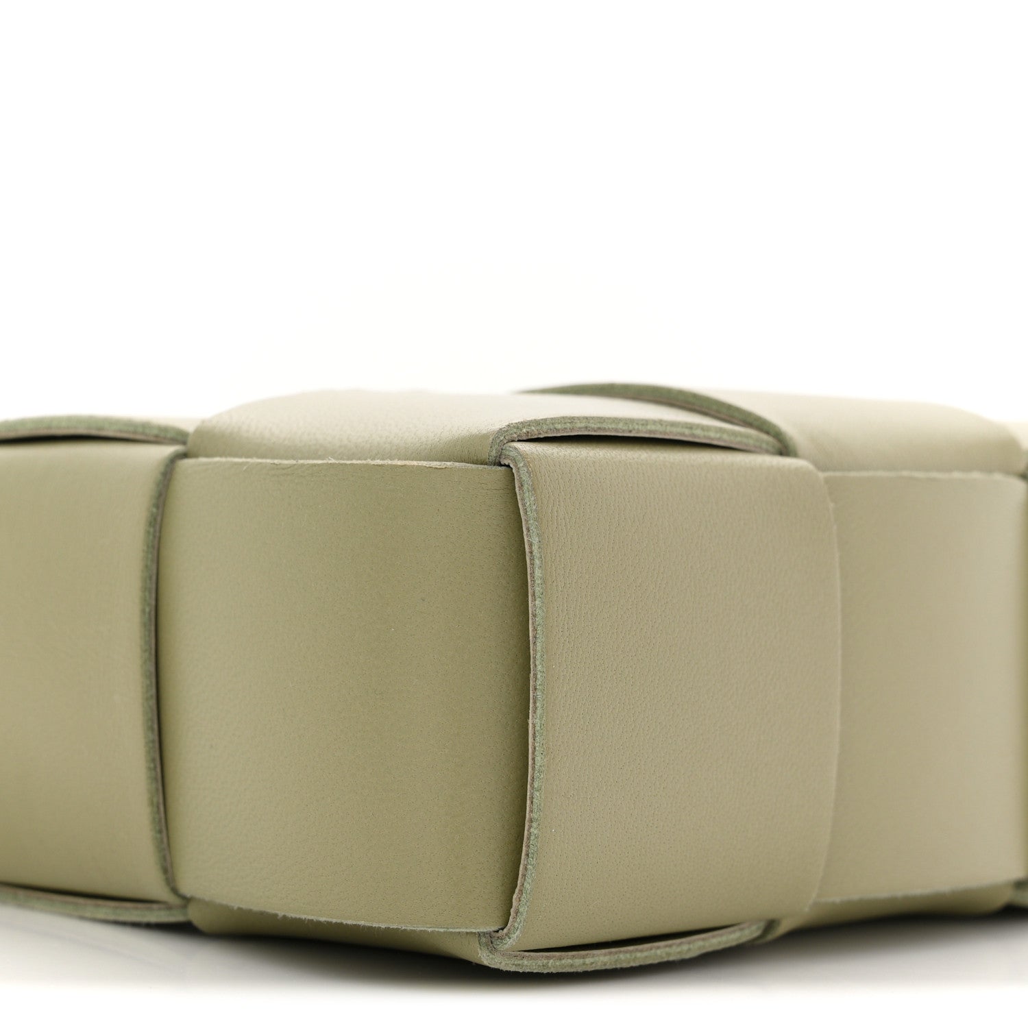 Calfskin Maxi Intrecciato Cassette Pouch On Strap Travertine