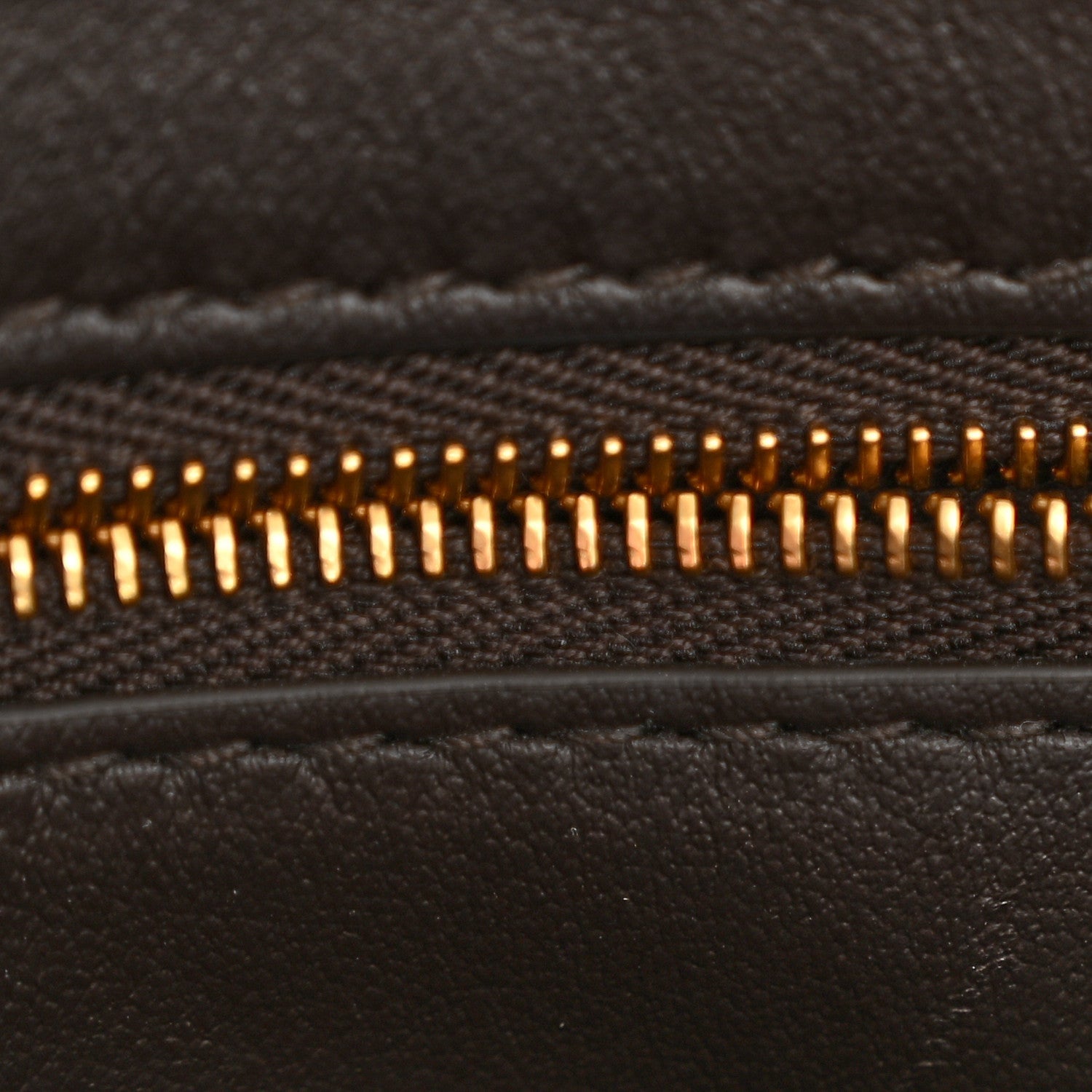 Suede Intrecciato Medium Andiamo Shoulder Bag Fondant