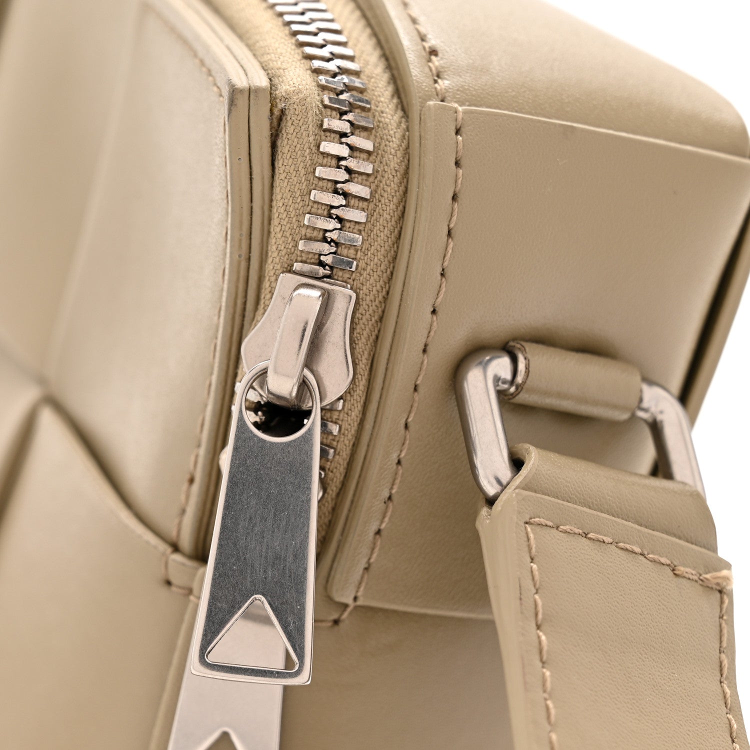 Lambskin Maxi Intrecciato Cassette Camera Bag Travertine