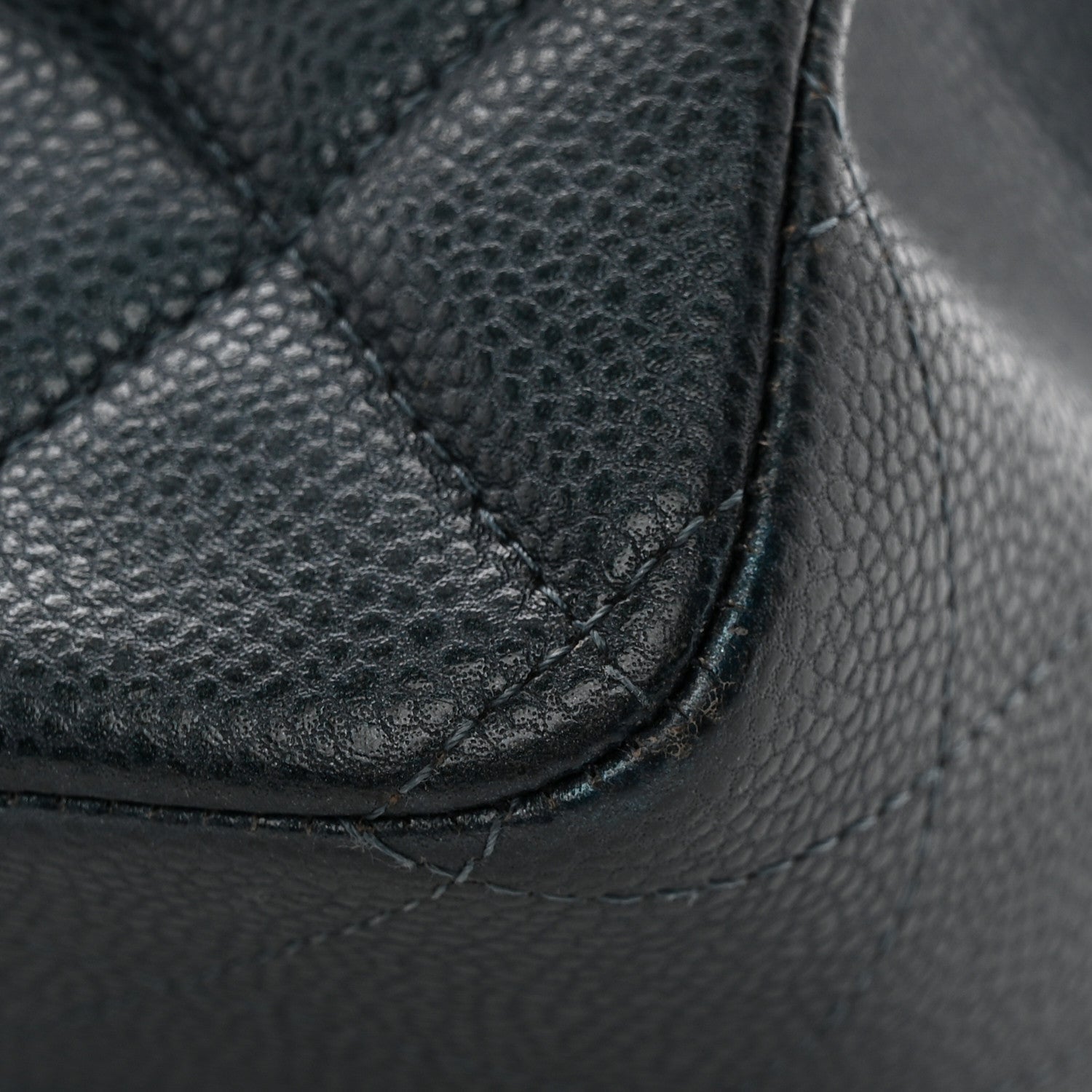 Metallic Caviar Quilted Jumbo Double Flap Dark Blue