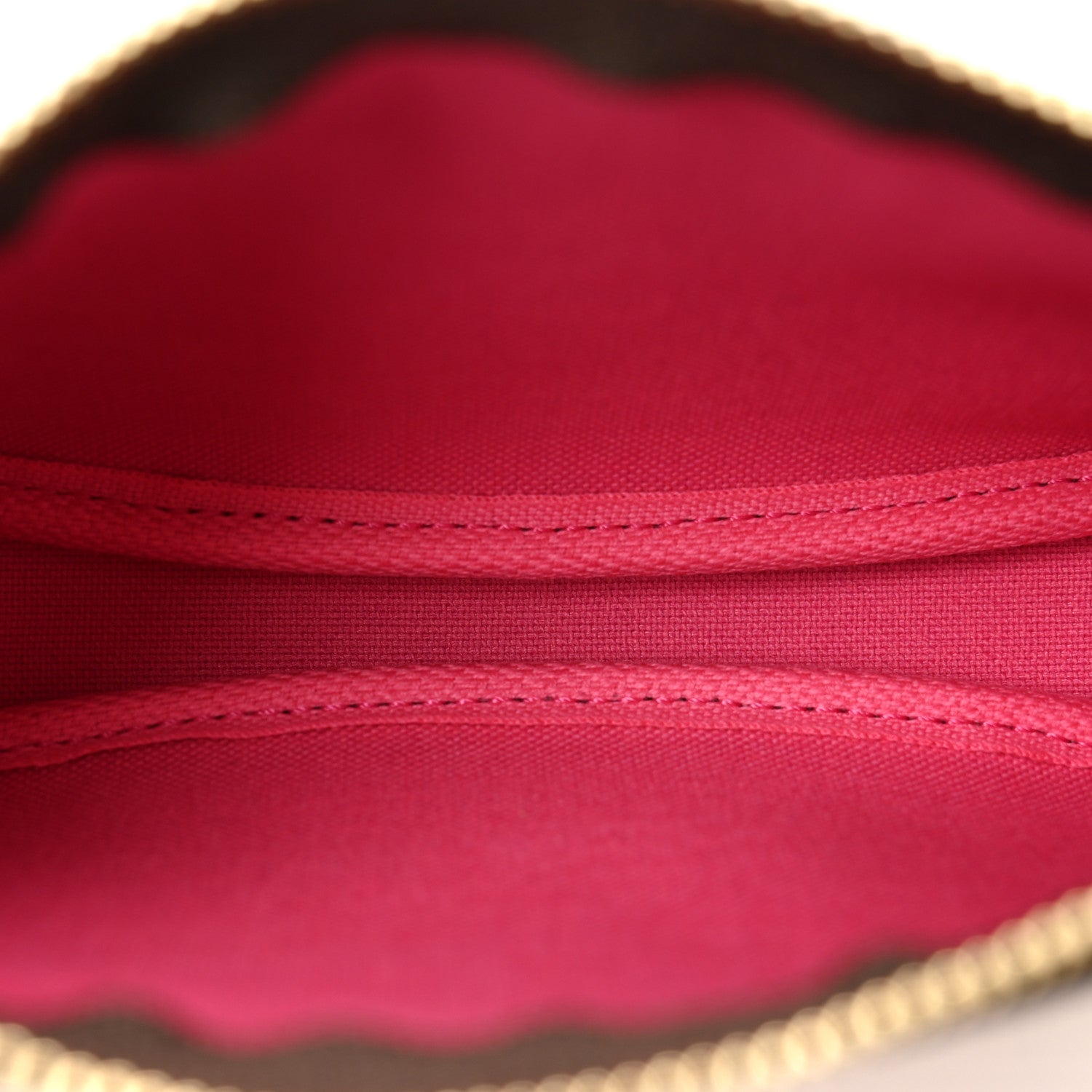 Monogram 2022 Christmas Animation Seoul Mini Pochette Accessories Fuchsia