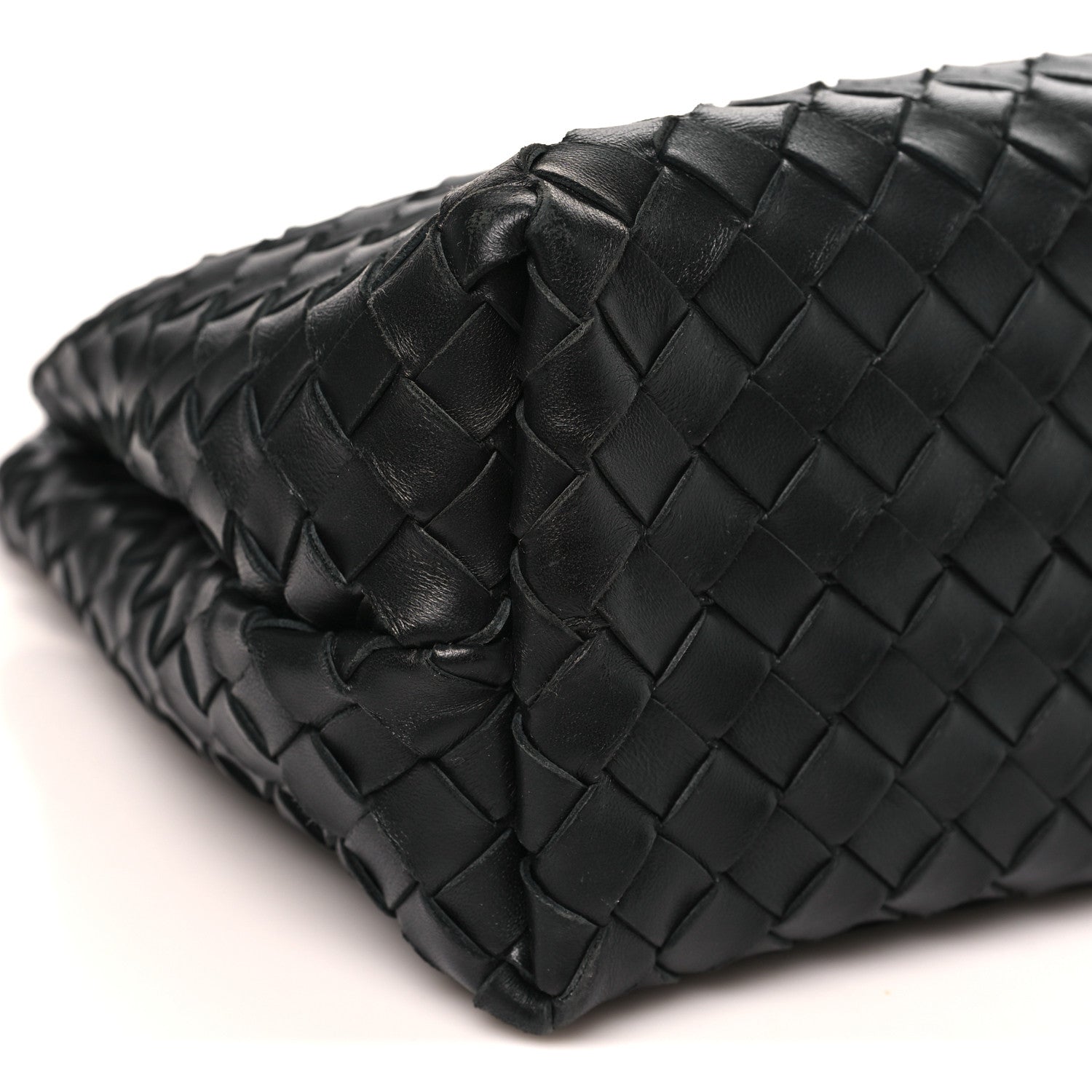 Nappa Intrecciato Medium Andiamo Shoulder Bag Black
