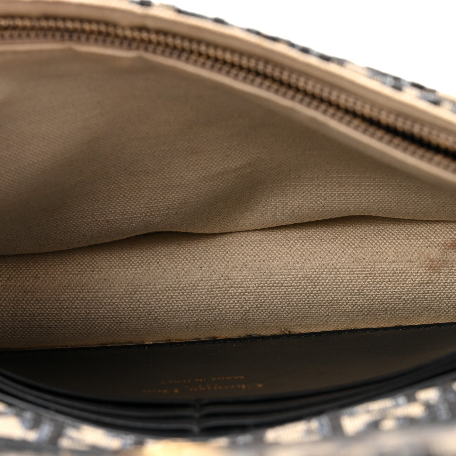 Oblique Saddle Chain Pouch Blue