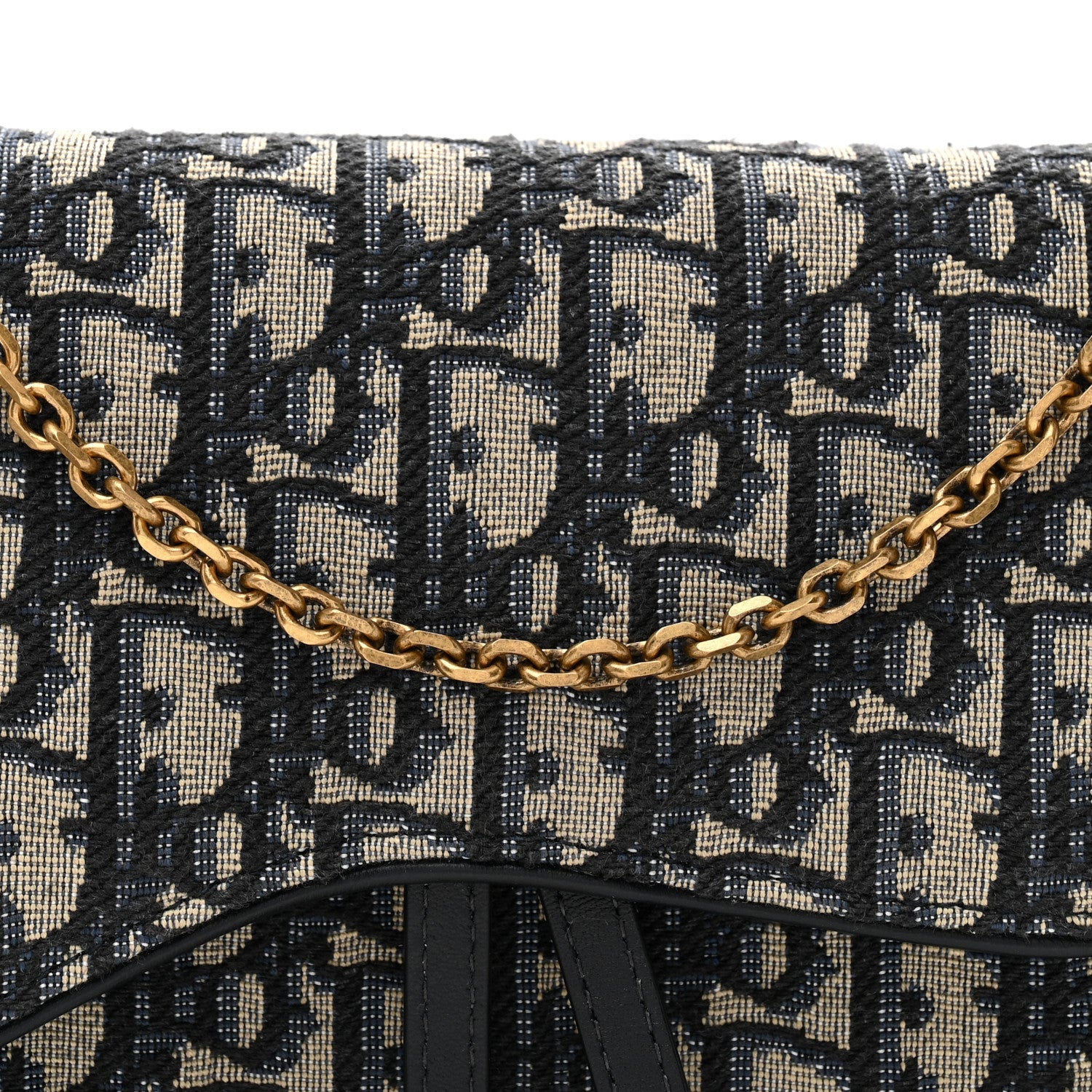 Oblique Saddle Chain Pouch Blue
