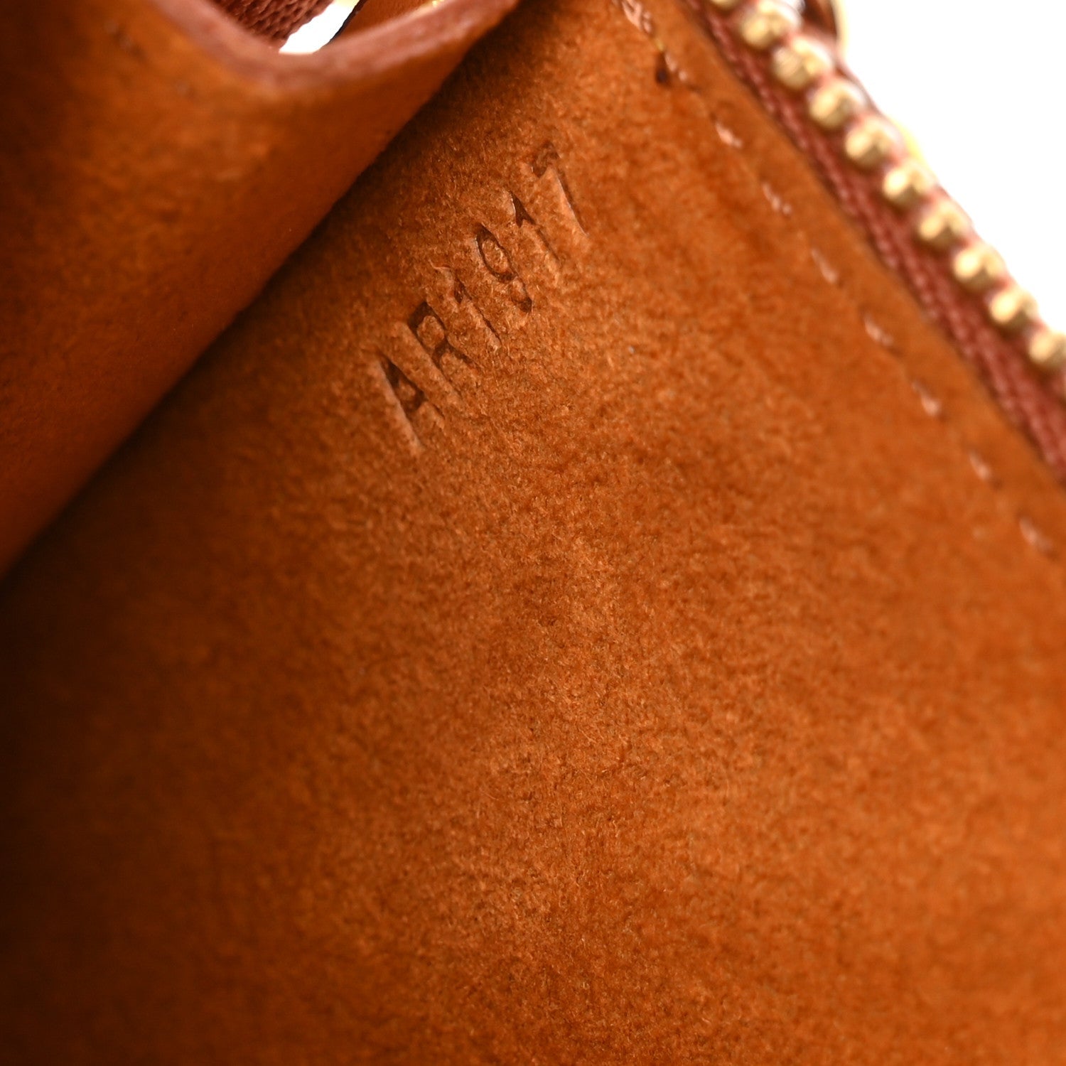 Epi Pochette Accessories 24 Cipango