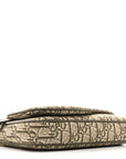 Oblique Saddle Triple Pouch Green