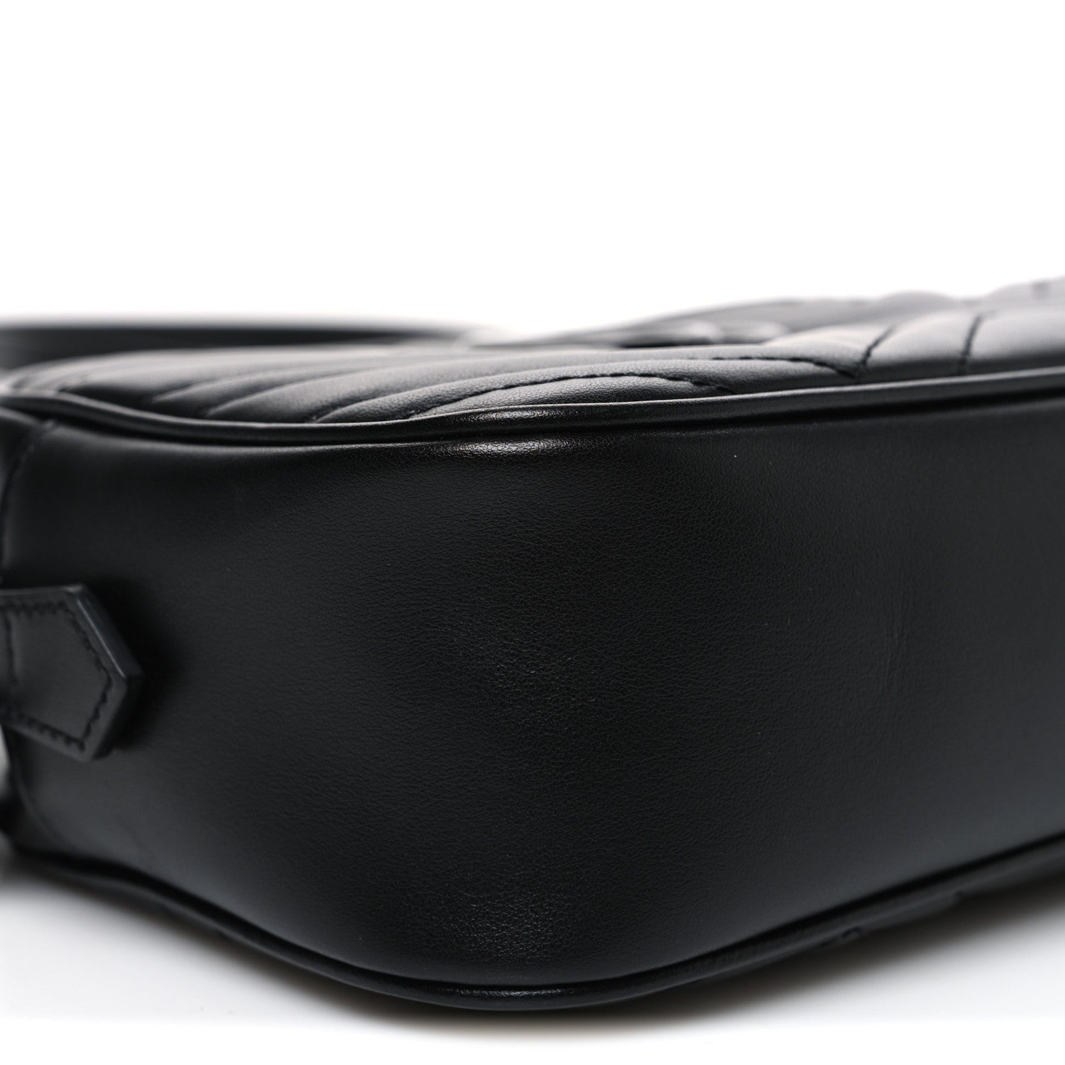 Calfskin Matelasse Monochrome Small GG Marmont Chain Shoulder Bag Black