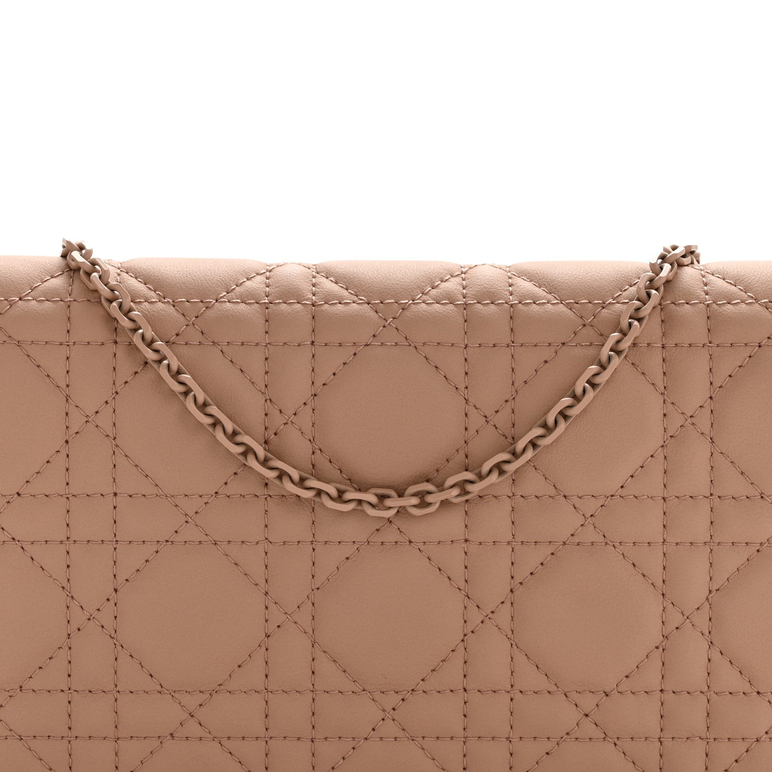 Ultra Matte Calfskin Cannage Lady D1OR Clutch Fard