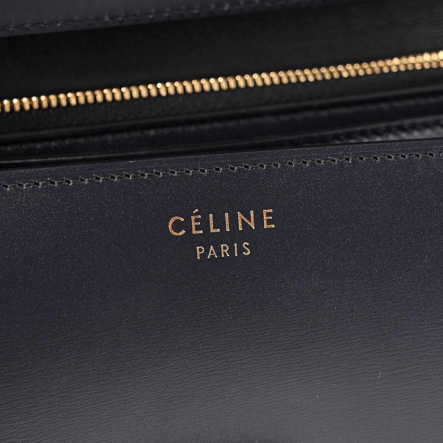 Box Calfskin Medium Classic Box Flap Bag Navy