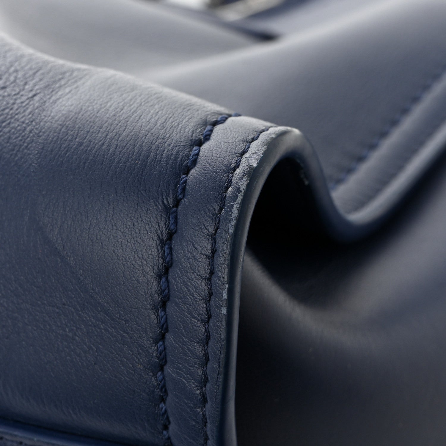 Calfskin Medium Deauville Navy