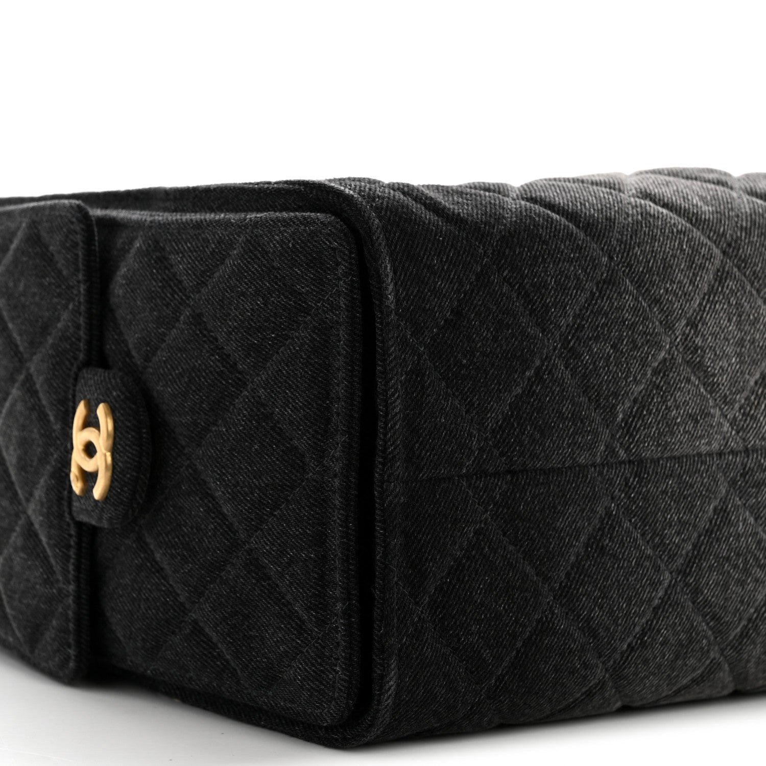 Washed Denim Quilted Small CHNL 25 Handbag Black