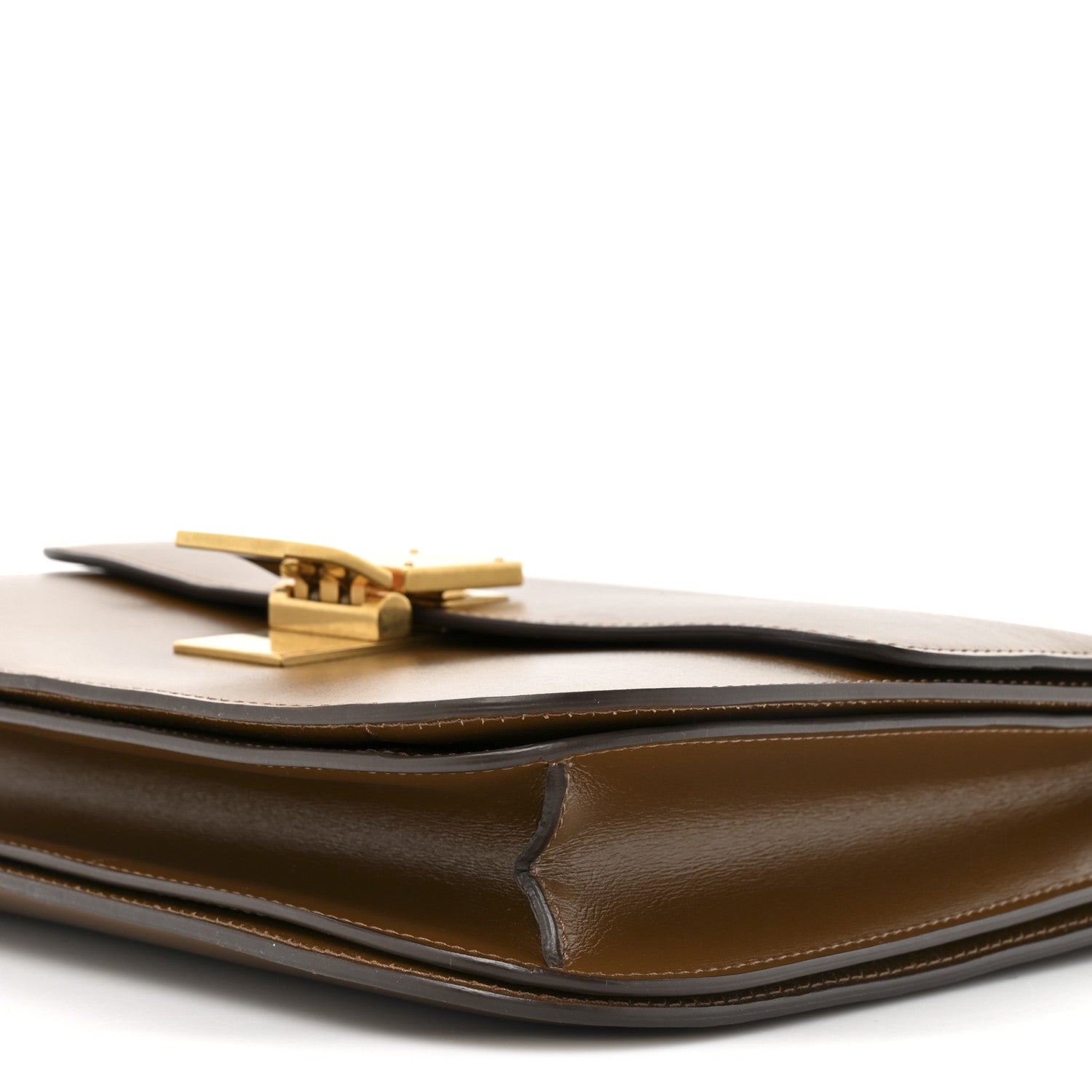 Box Calfskin Medium Classic Box Flap Bag Camel