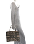 Canvas Embroidered Medium D1ORiviera Toile De Jouy Book Tote Black