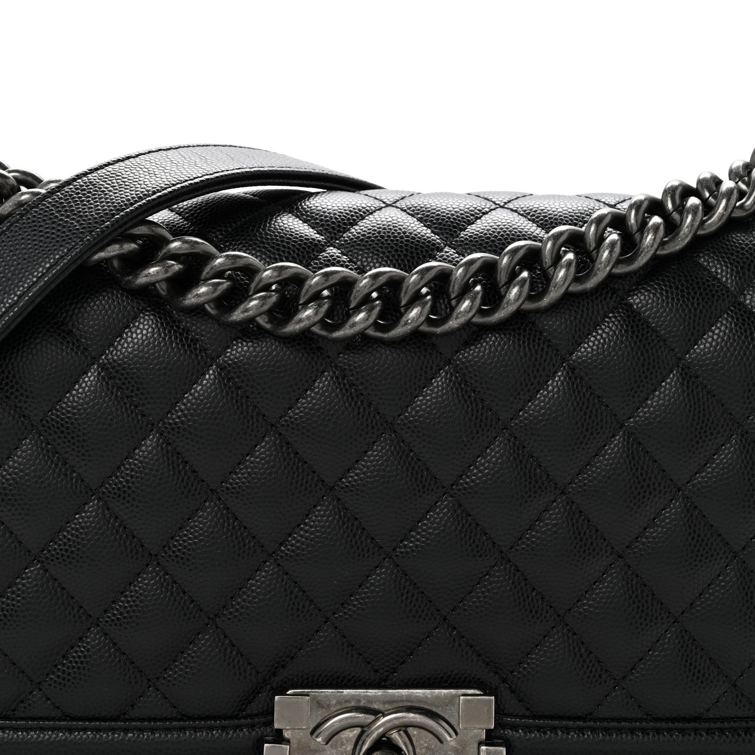 Caviar Quilted Medium Boy Flap Black