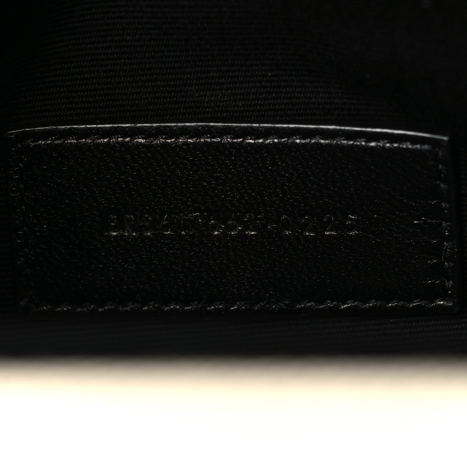 Grain De Poudre Matelasse Chevron Cassandre Envelope Chain Wallet Crema Soft