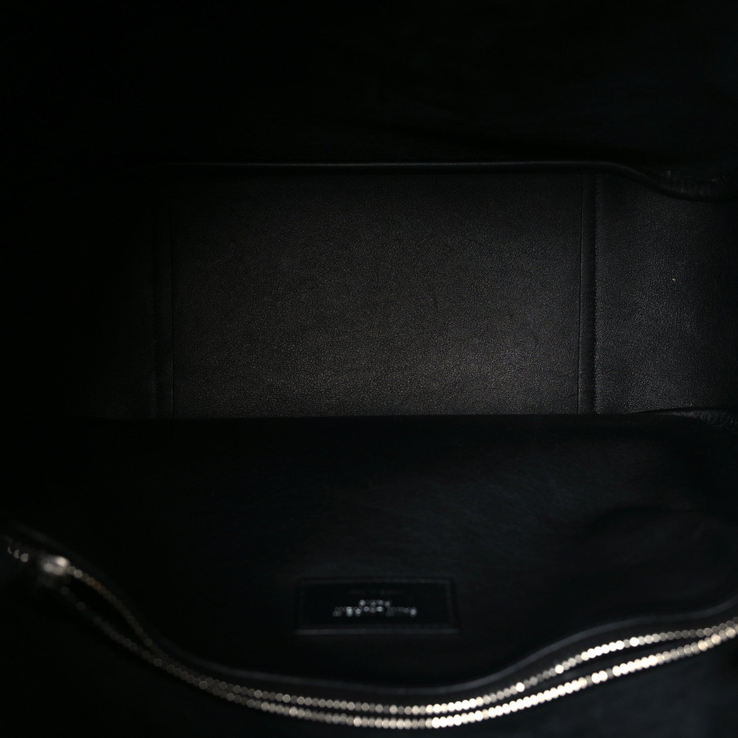 Supple Calfskin Large Le 5 A 7 Soft Hobo Black