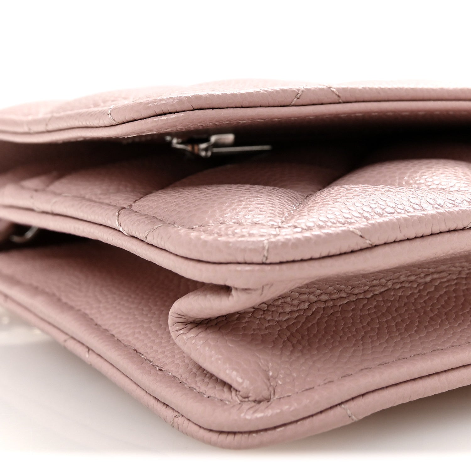 Caviar Quilted Wallet on Chain WOC Light Pink