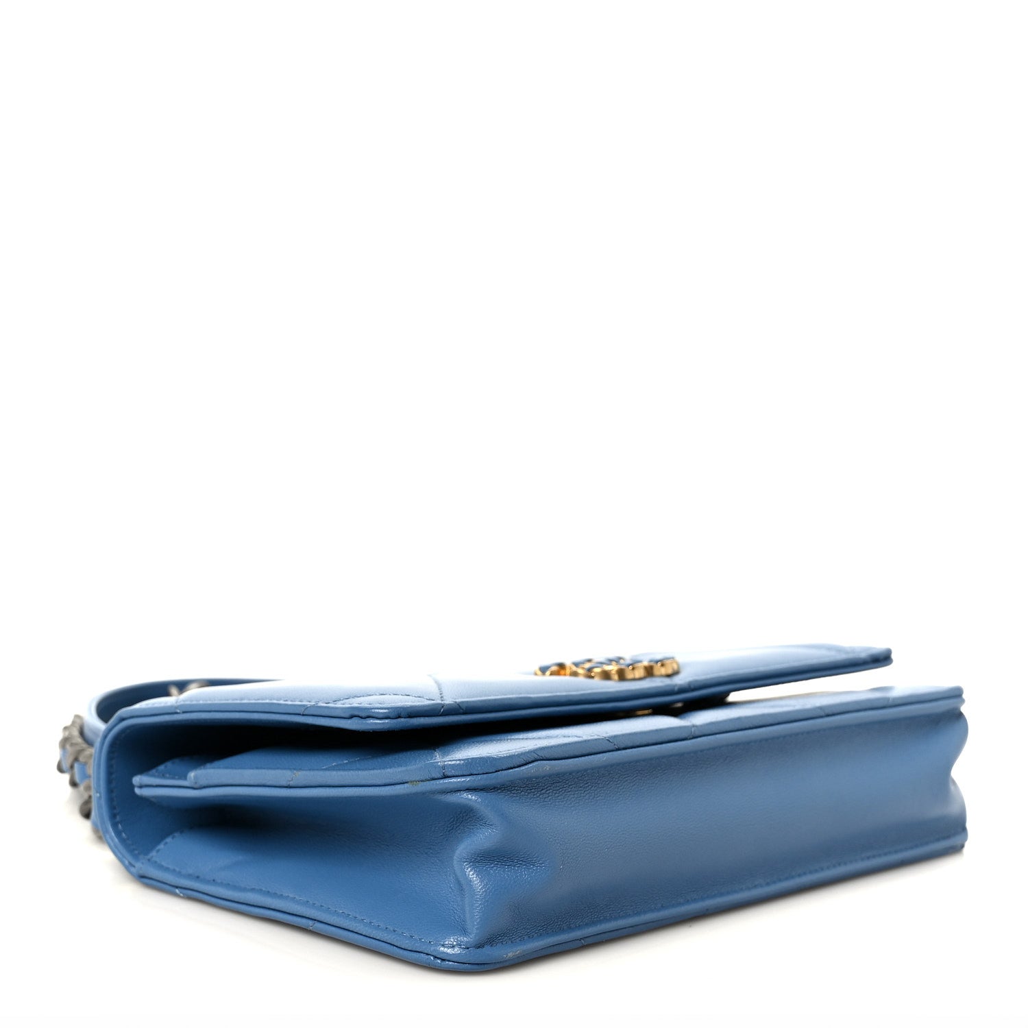 Lambskin Quilted CHNL 19 Wallet On Chain WOC Blue