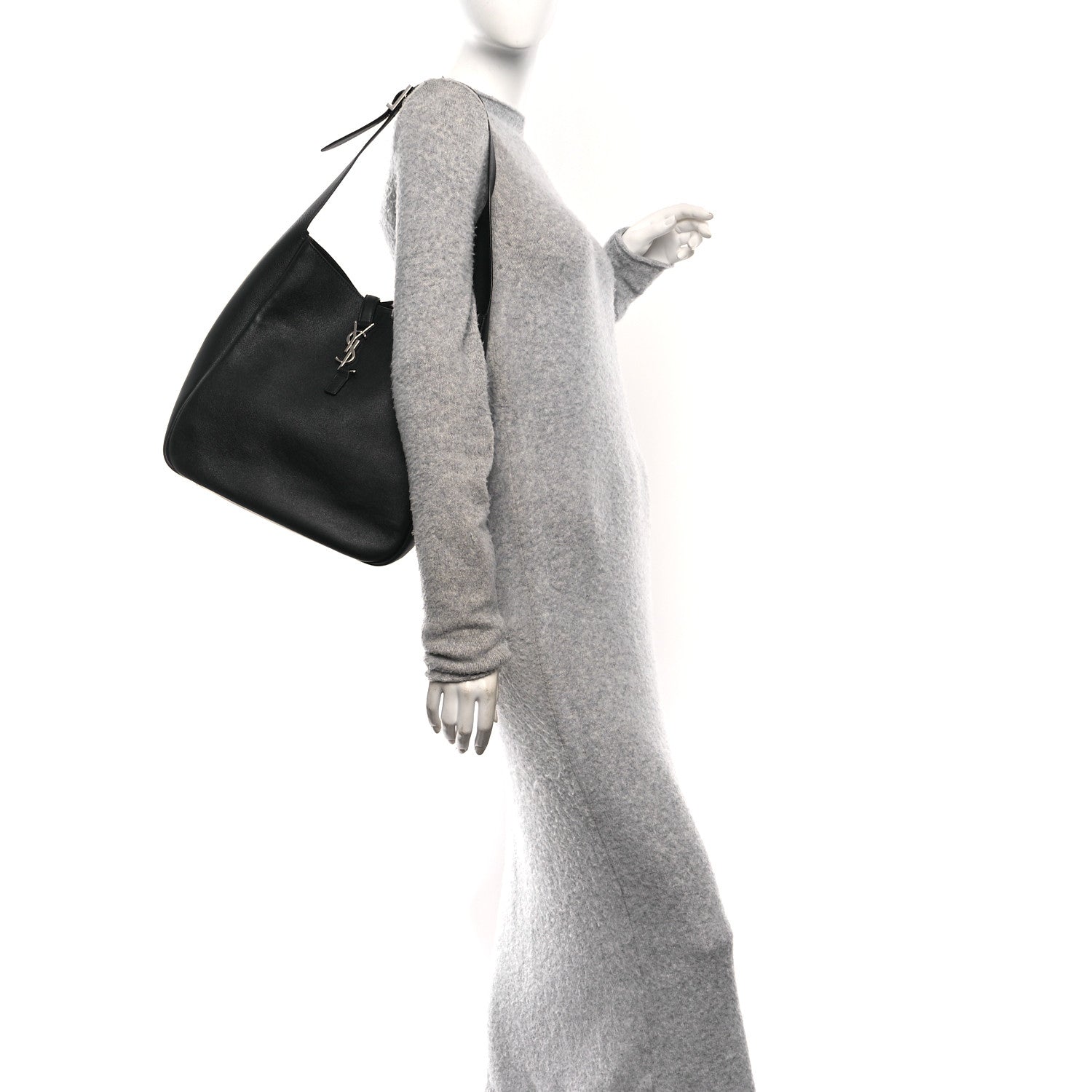 Supple Calfskin Large Le 5 A 7 Soft Hobo Black
