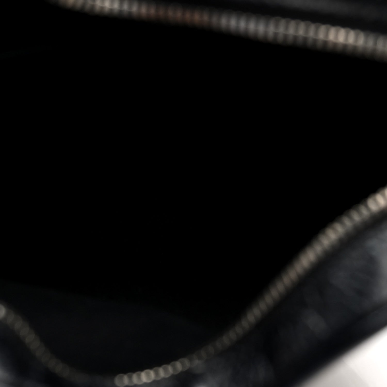 Agneau Arena Mini Le Cagole Heart Bag Black