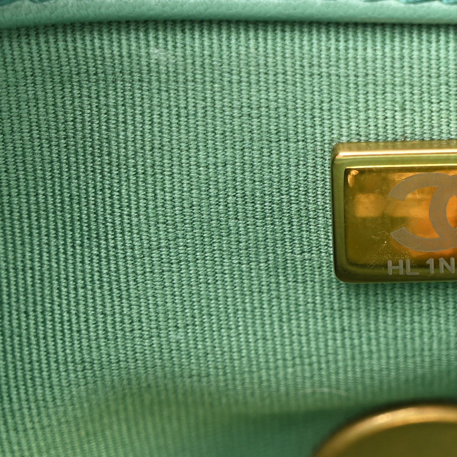 Lambskin Quilted Medium CHNL 19 Flap Green