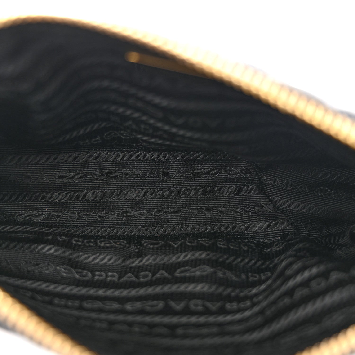 Re-Nylon Spazzolato Re-Edition 2002 Shoulder Bag Black