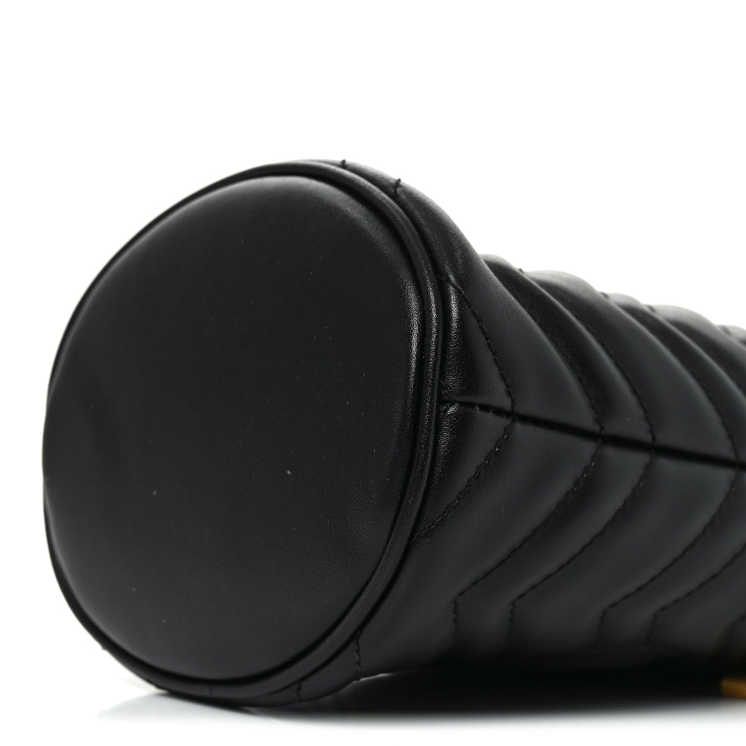 Calfskin Matelasse Mini GG Marmont 2.0 Bucket Bag Black
