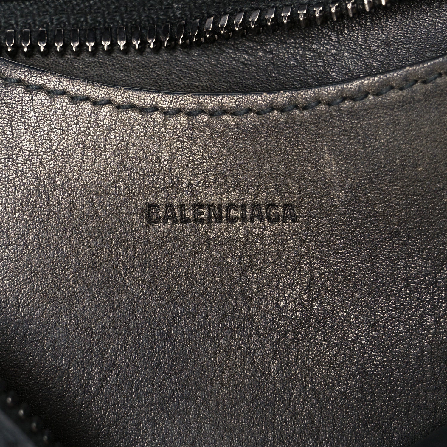 Used Calfskin Black Hardware Mini Neo Classic City Black