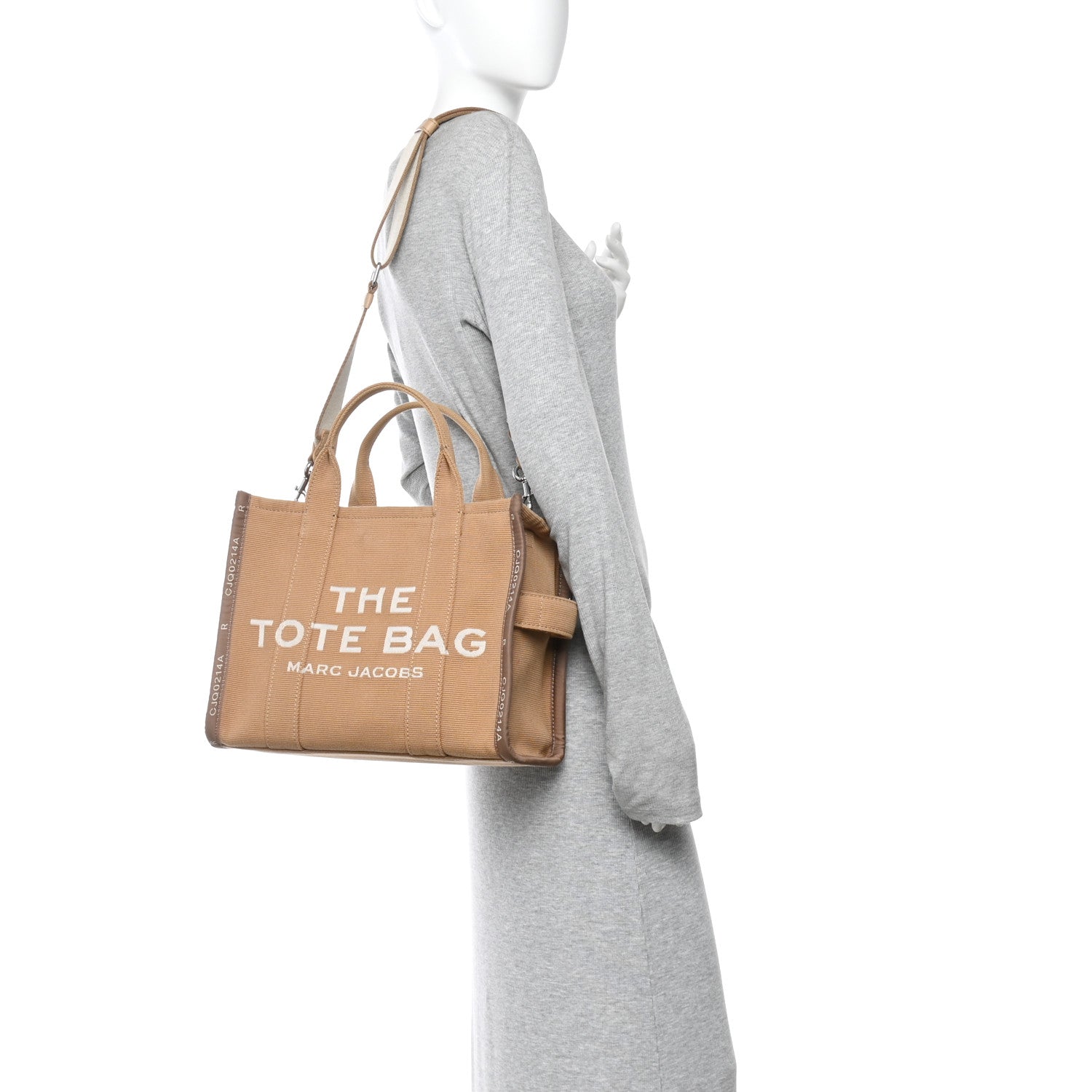 Jacquard Medium The Traveler Tote Bag Camel