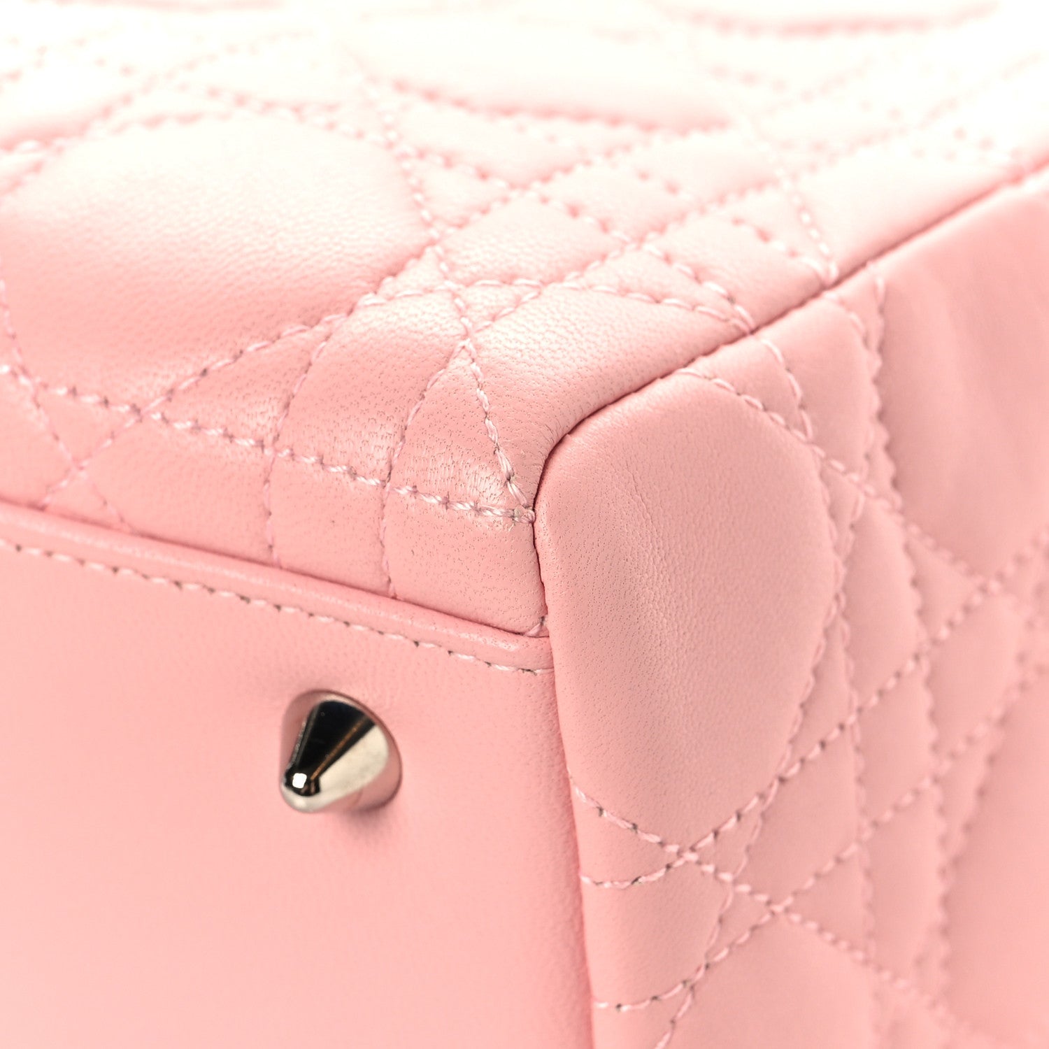 Lambskin Cannage Medium Lady D1OR Light Pink